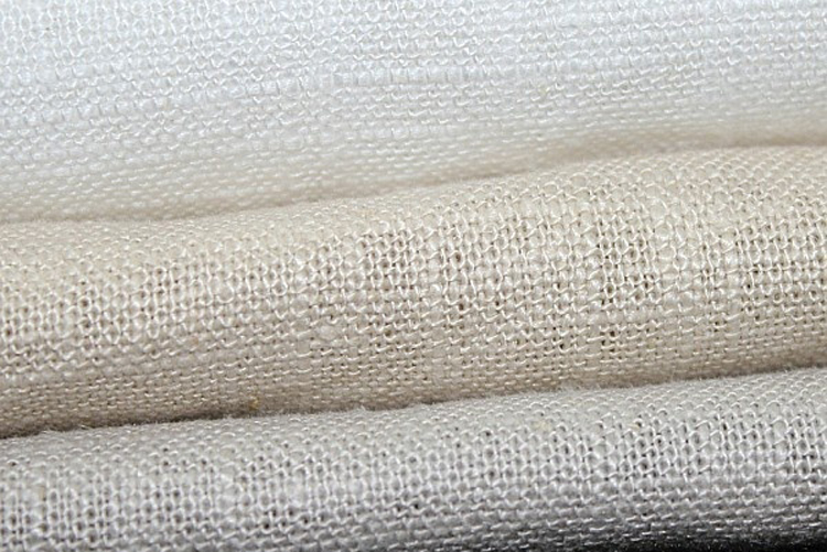 在布料分类中,有一种布料是织作夏季衣物的不可多得材料,这种布料就是
